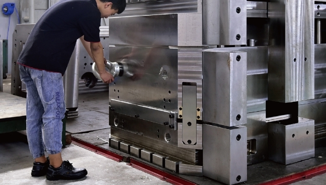 Vacuum Die Casting
